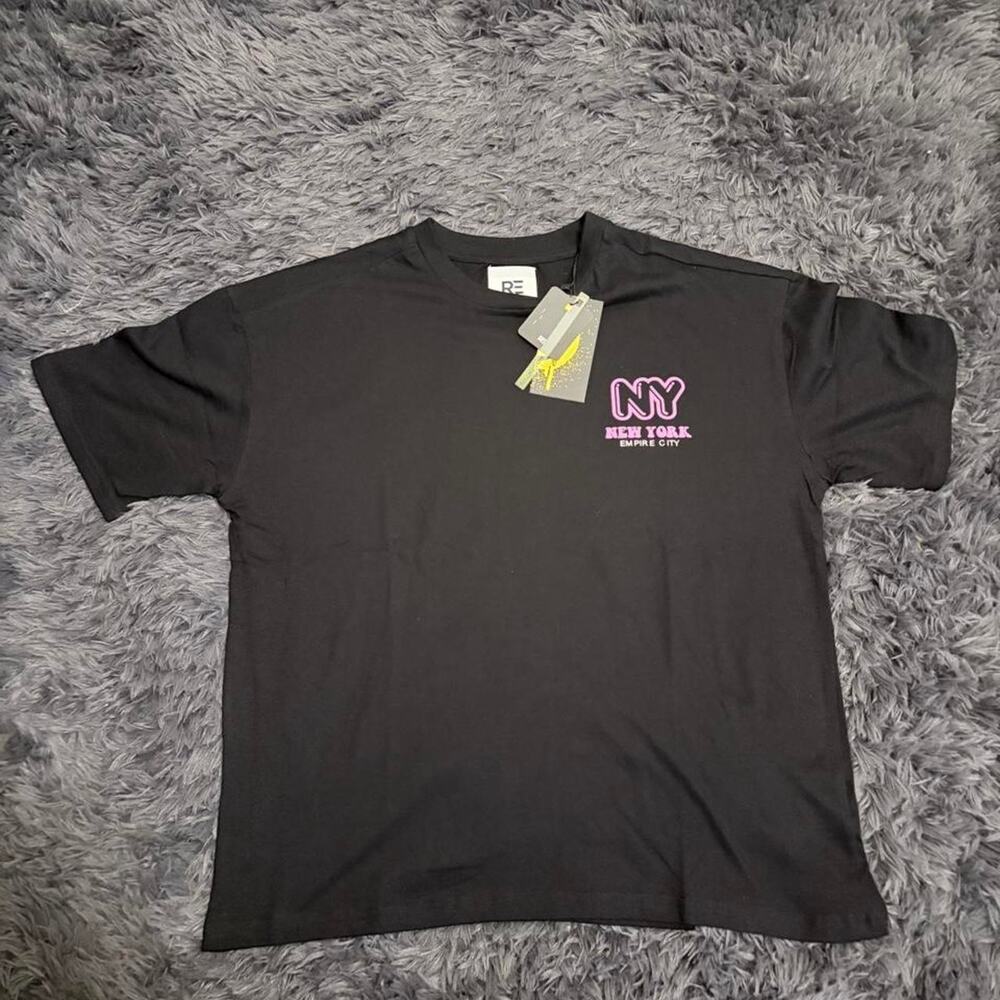 RE black New York tee Size S